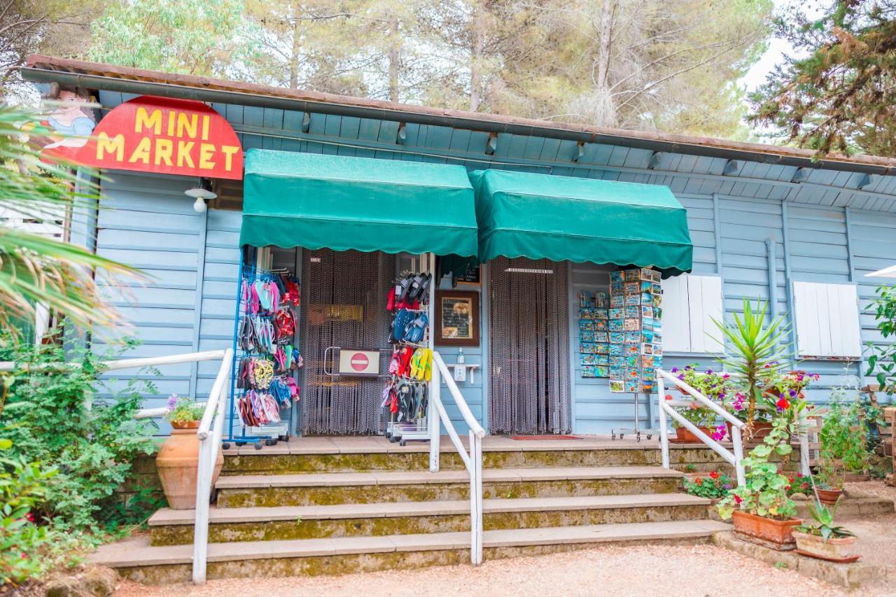 Le Pianacce Camping Village كاستاجنيتو كاردوتشي المظهر الخارجي الصورة
