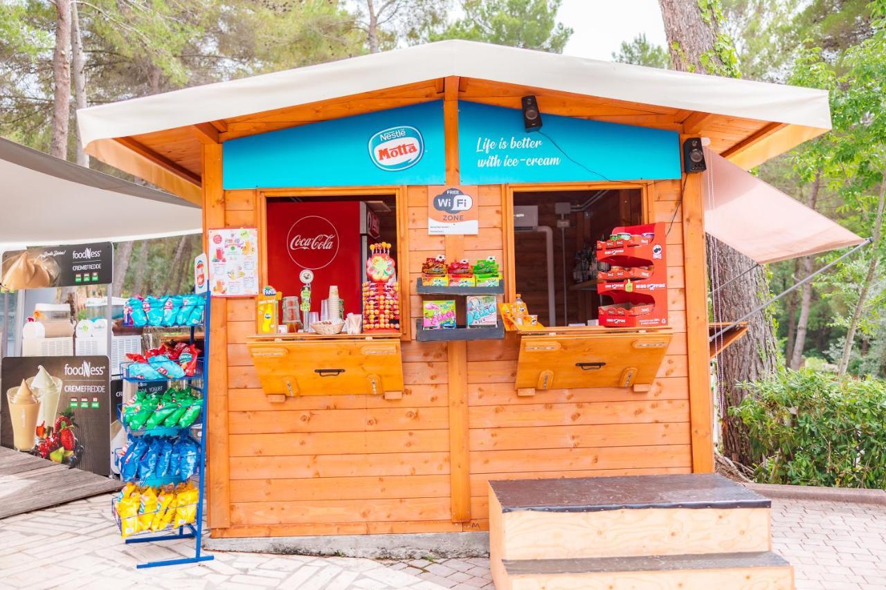 Le Pianacce Camping Village كاستاجنيتو كاردوتشي المظهر الخارجي الصورة
