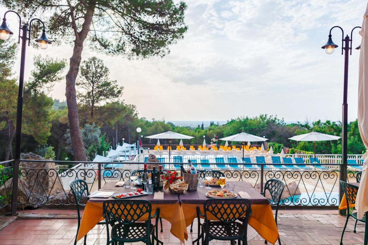 Le Pianacce Camping Village كاستاجنيتو كاردوتشي المظهر الخارجي الصورة
